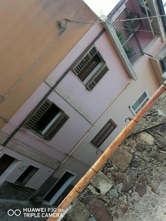 La Casa Di Luisa Santu Lussurgiu Exterior photo